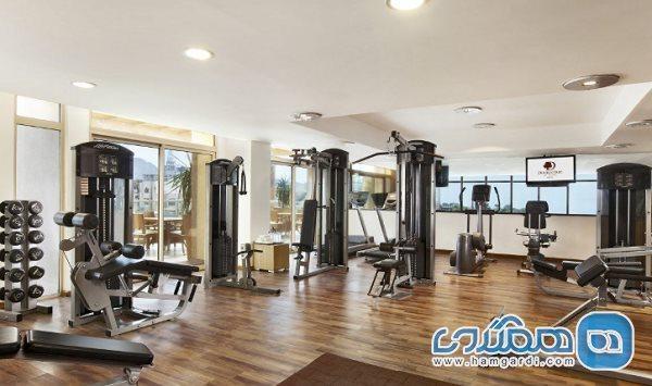 برترین باشگاه های بدنسازی بانوان قم 1404: راهنمای جامع انتخاب مراکز لوکس، تخصصی و علمی